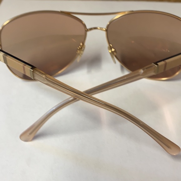 Ladies Burberry Sunglasses